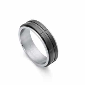 Anillo Magnum giratorio de acero e Ip Negro