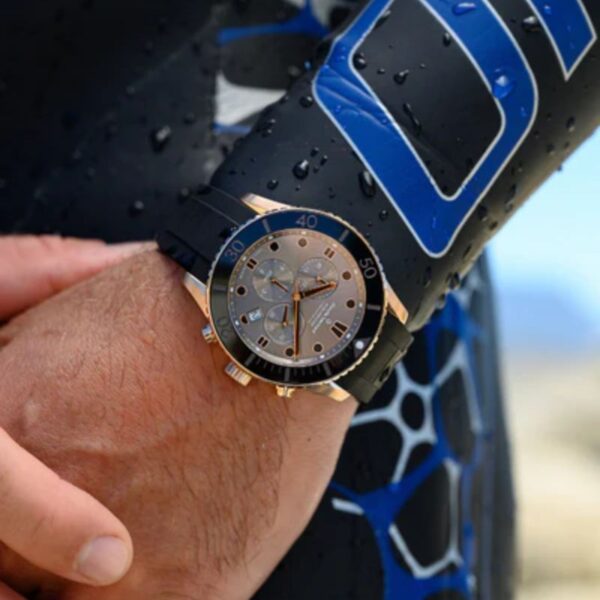 Reloj Claude Bernard Aquarider Chronograph 10252 37RNGCA GRN - Imagen 4
