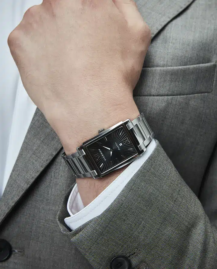 Reloj Viceroy Hombre caja de acero 5 Atm, brazalete de acero, movimiento cuarzo Suizo, Swiss made - Imagen 4